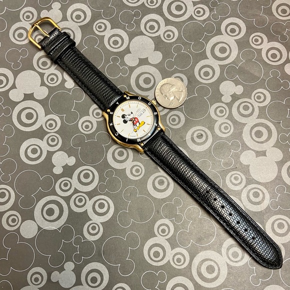 Vintage Disney X Seiko Mickey Mouse Men's / Unisex Watch 7N43-6A99 - Picture 9 of 16